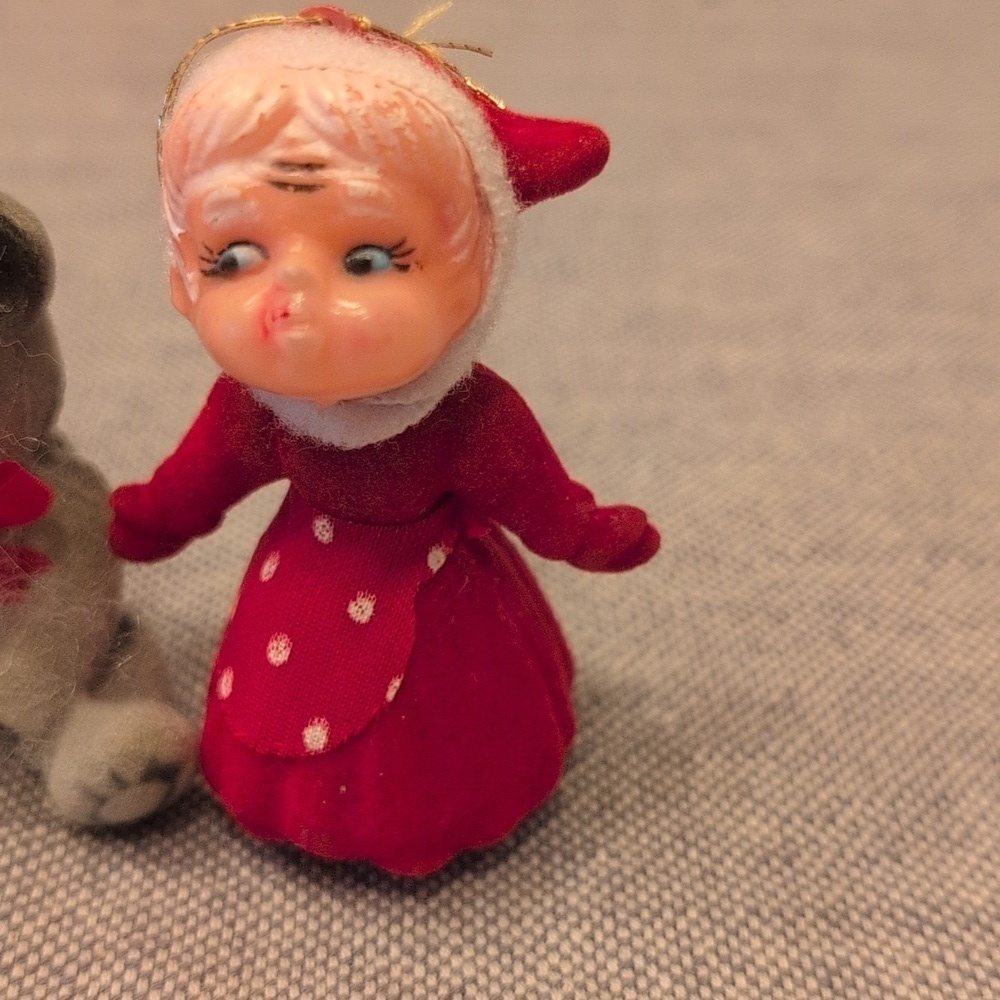 BUNDLE OF 3 VINTAGE CHRISTMAS ORNEMENTS - Picture 2 of 5